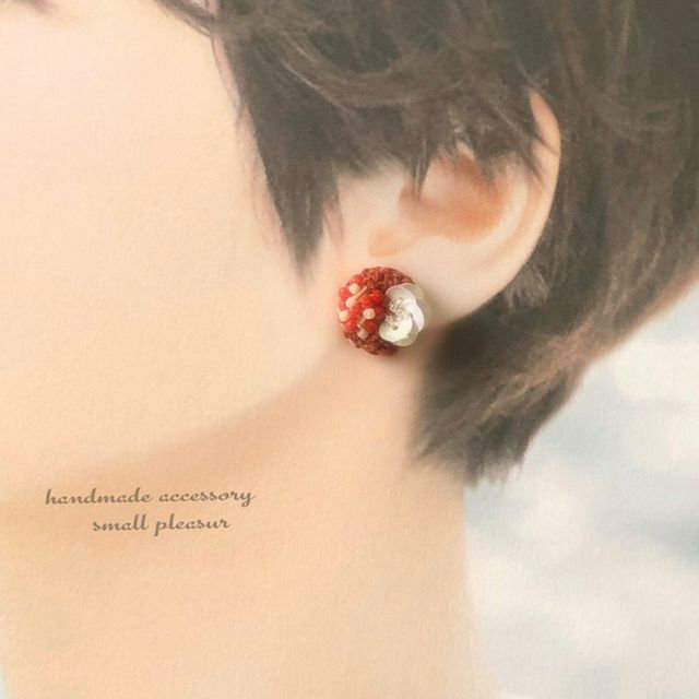 ハンドメイド作家、【small pleasure】さんのお花をモチーフにした作品をご紹介！